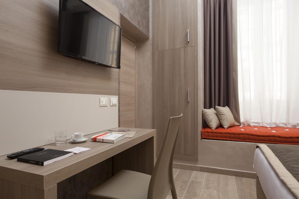 Jackie's Apartments Rzym Zewnętrze zdjęcie